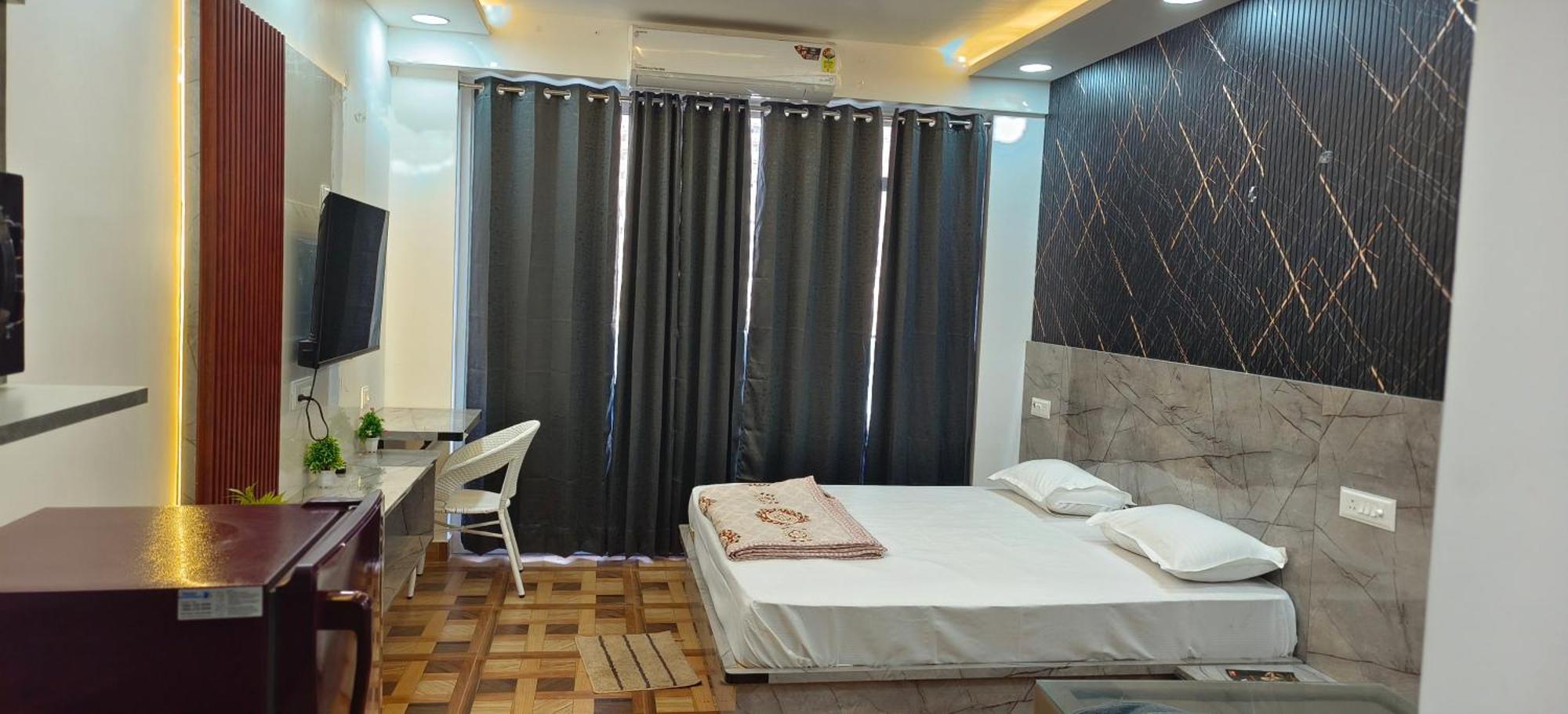 Aarohi Studio Hotels Ghaziabad Εξωτερικό φωτογραφία